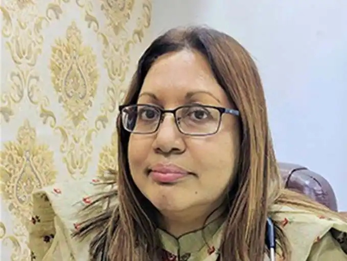 Dr. Dalia Chatterjee